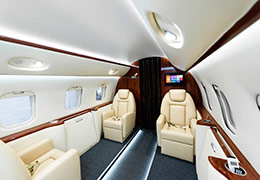 Интерьер салона частного самолета "Gulfstream G450"